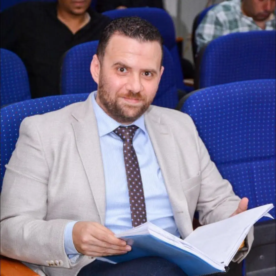 صورة د. إبراهيم محمد عون